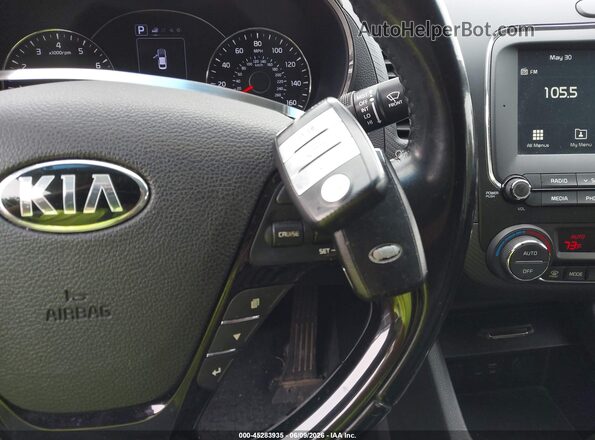 3KPFL4A84HE007100 2017 KIA FORTE White Dashboard view