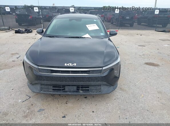 3KPFT4DE0SE024517 2025 KIA K4 Black Սարքավորումների վահանակի տեսք