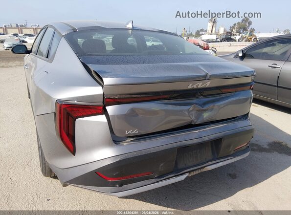 3KPFT4DE0SE079405 2025 KIA K4 Gray Вид спереду