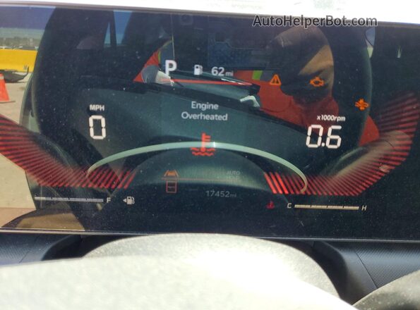 3KPFT4DE0SE102438 2025 KIA K4 Gray 