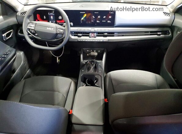 3KPFT4DE0SE103282 2025 KIA K4 White 