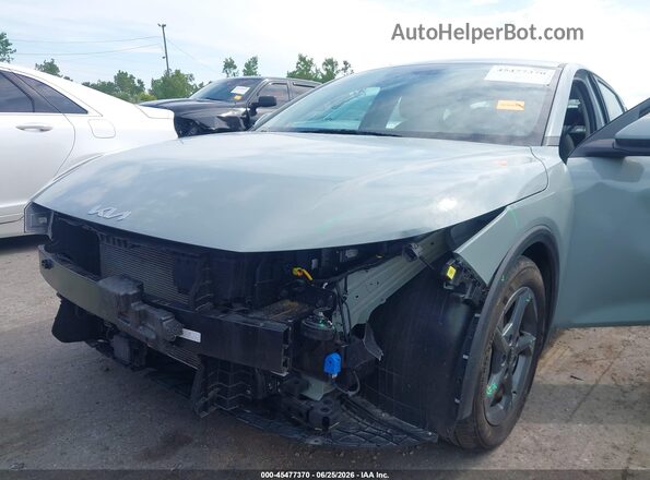 3KPFT4DE0SE116579 2025 KIA K4 Gray Вид спереду