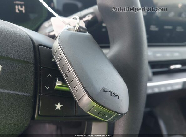 3KPFT4DE0SE116579 2025 KIA K4 Gray Вид панелі приладів