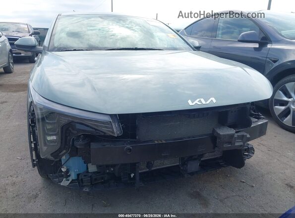 3KPFT4DE0SE116579 2025 KIA K4 Gray Вид задньої частини салону