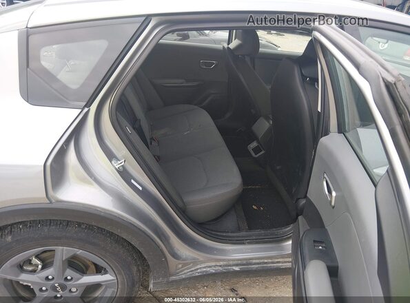 3KPFT4DE0SE206993 2025 KIA K4 Gray VIN կոդի պիտակի տեսք