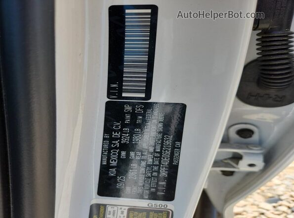 3KPFT4DE0SE219632 2025 KIA K4 White VIN կոդի պիտակի տեսք