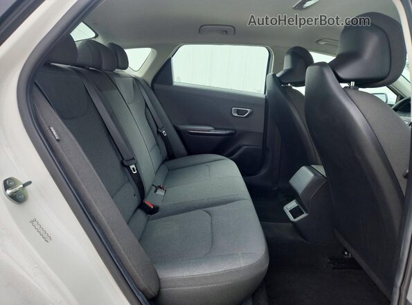 3KPFT4DE1SE062600 2025 KIA K4 White 