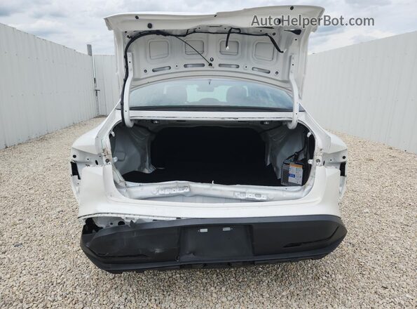 3KPFT4DE1SE062600 2025 KIA K4 White 
