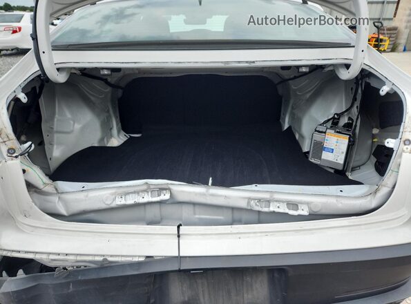 3KPFT4DE1SE062600 2025 KIA K4 White 