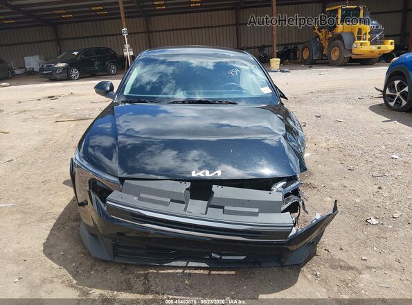 3KPFT4DE1SE213063 2025 KIA K4 Черный Вид задней части салона