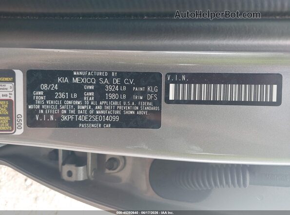 3KPFT4DE2SE014099 2025 KIA K4 Silver Vista del compartimento del motor