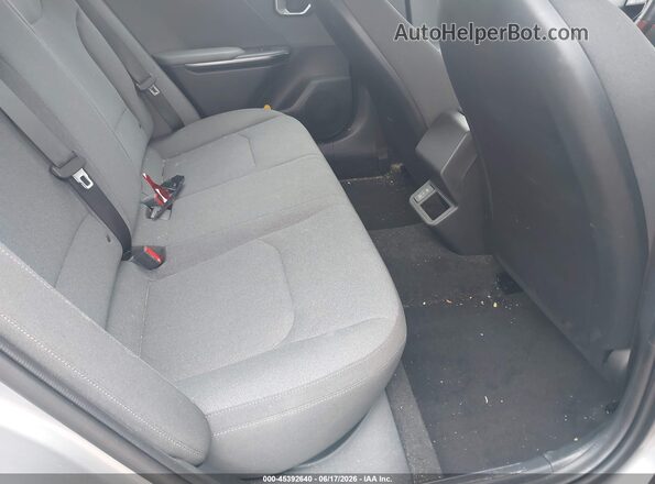 3KPFT4DE2SE014099 2025 KIA K4 Silver Vista de la etiqueta del VIN