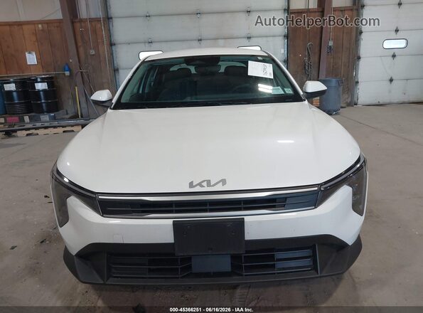 3KPFT4DE2SE089577 2025 KIA K4 White Вид щитка приладів