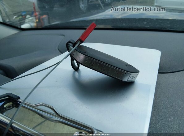 3KPFT4DE2SE109939 2025 KIA K4 Gray Vista del salpicadero