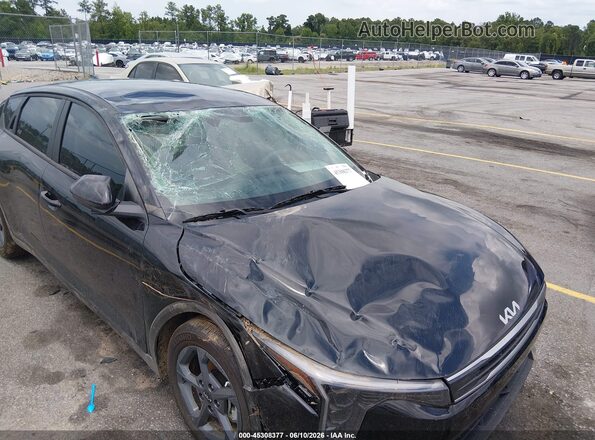 3KPFT4DE2TE291322 2026 KIA K4 Black Вид спереду