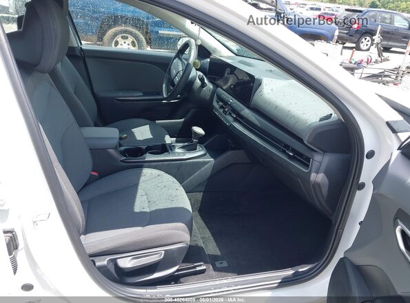 3KPFT4DE3SE020753 2025 KIA K4 White Widok wnętrza z przodu