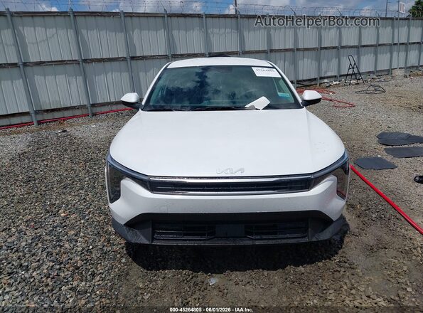 3KPFT4DE3SE020753 2025 KIA K4 White Widok zestawu wskaźników