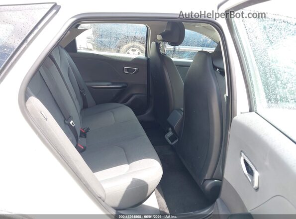 3KPFT4DE3SE020753 2025 KIA K4 White Widok naklejki z numerem VIN