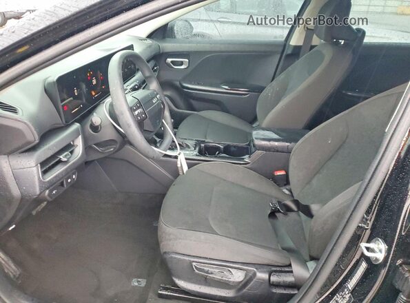 3KPFT4DE3TE265103 2026 KIA K4 Black Սալոնի դիմացի տեսք