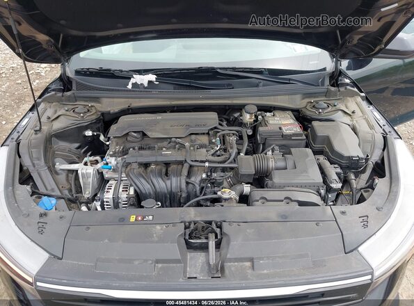3KPFT4DE4SE088317 2025 KIA K4 Black Widok z tyłu