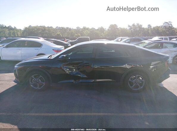 3KPFT4DE4SE120991 2025 KIA K4 Black 360 interior view