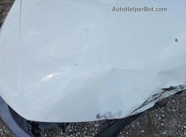 3KPFT4DE5SE101849 2025 KIA K4 White Widok wnętrza z tyłu
