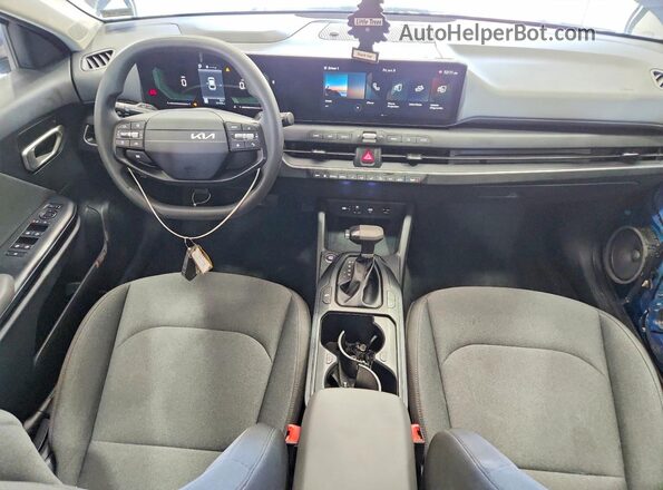 3KPFT4DE5SE103777 2025 KIA K4 Blue 