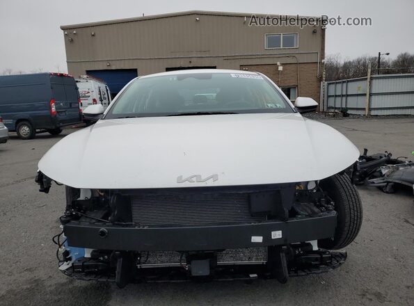 3KPFT4DE5SE121633 2025 KIA K4 White Widok wnętrza 360 stopni