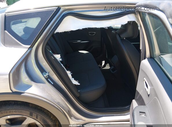 3KPFT4DE5SE177541 2025 KIA K4 Silver VIN կոդի պիտակի տեսք