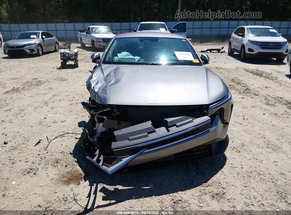 3KPFT4DE5SE177541 2025 KIA K4 Silver Սալոնի հետևի տեսք