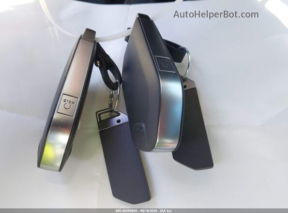 3KPFT4DE5TE306492 2026 KIA K4 Gray Вид панелі приладів
