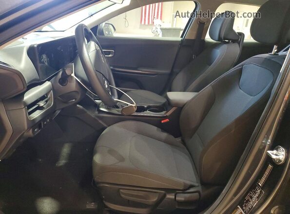 3KPFT4DE6SE022898 2025 KIA K4 Gray 
