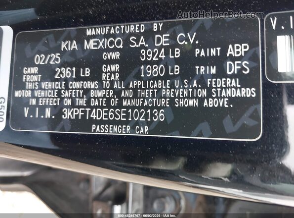 3KPFT4DE6SE102136 2025 KIA K4 Black Вид підкапотного простору
