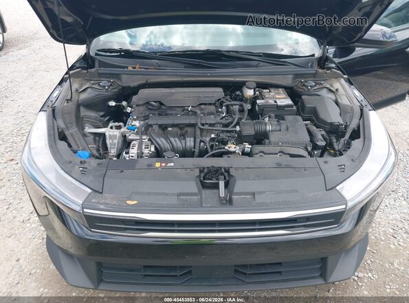 3KPFT4DE7SE015071 2025 KIA K4 Black Հետևի տեսք