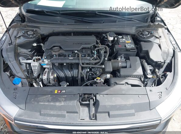 3KPFT4DE7SE074671 2025 KIA K4 Серый Вид сзади