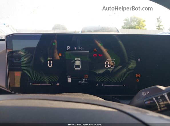 3KPFT4DE7SE192171 2025 KIA K4 Gray Vista de los asientos traseros
