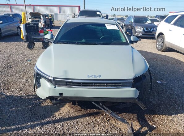 3KPFT4DE7SE192171 2025 KIA K4 Gray Vista del cuadro de instrumentos