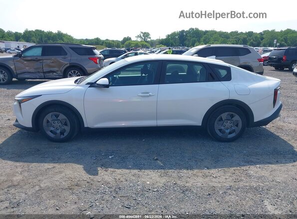 3KPFT4DE7SE201368 2025 KIA K4 Белый Панорамный вид салона 360°