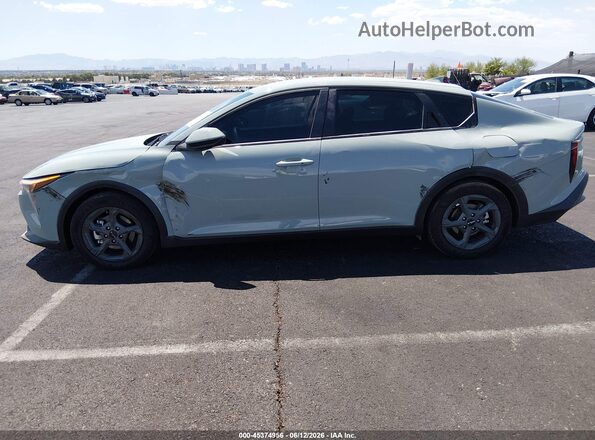 3KPFT4DE7SE228439 2025 KIA K4 Gray სალონის 360-გრადუსიანი ხედი