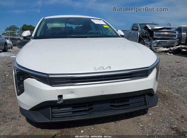 3KPFT4DE7TE297679 2026 KIA K4 White Widok zestawu wskaźników