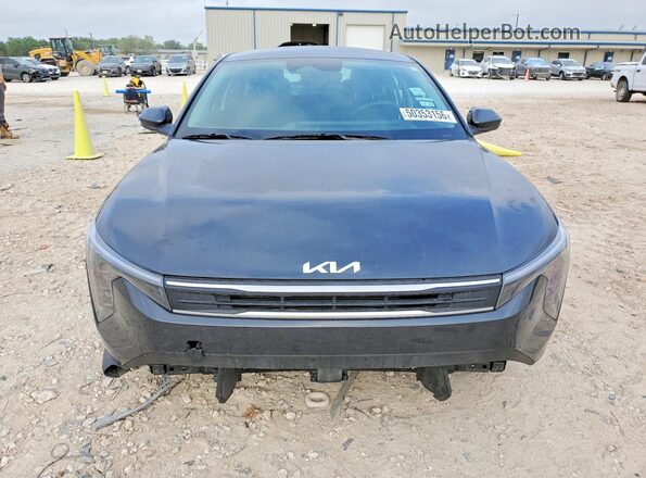 3KPFT4DE8SE068555 2025 KIA K4 Charcoal წინა ხედი