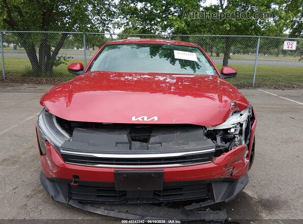 3KPFT4DE8SE094377 2025 KIA K4 Red Вид спереду