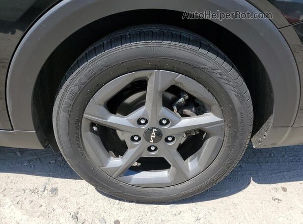 3KPFT4DE8SE100968 2025 KIA K4 Черный 