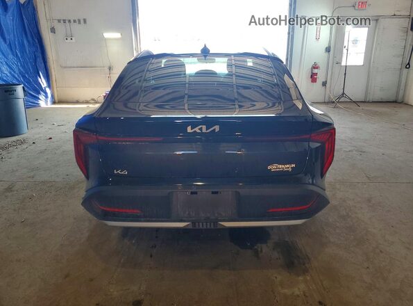 3KPFT4DE8SE170261 2025 KIA K4 Black Rear view