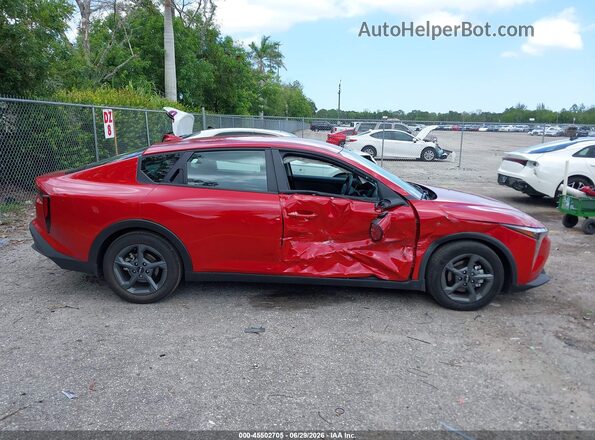 3KPFT4DE8SE218518 2025 KIA K4 Красный Вид задней части салона