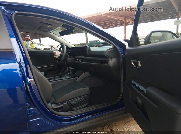 3KPFT4DE8TE328826 2026 KIA K4 Blue Widok wnętrza z przodu