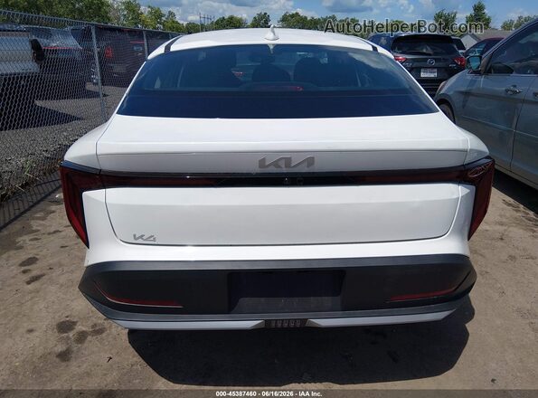 3KPFT4DE9SE033068 2025 KIA K4 White 