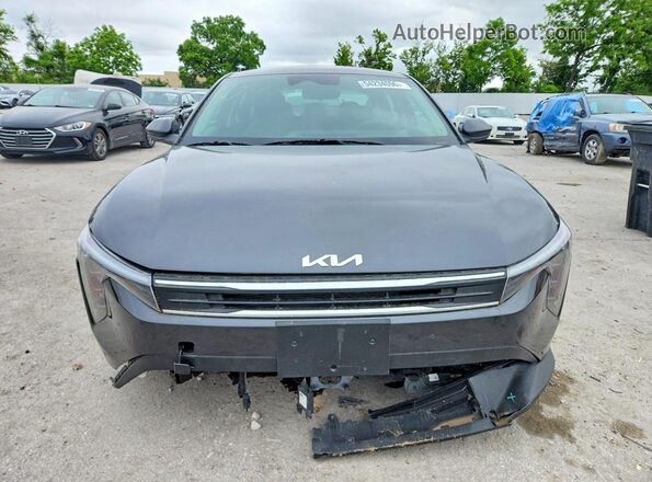 3KPFT4DE9SE077216 2025 KIA K4 Серый Вид спереди