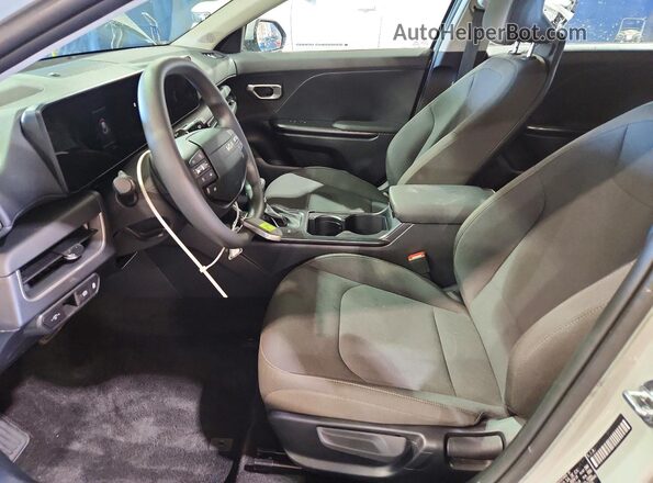 3KPFT4DE9TE321013 2026 KIA K4 Gray 