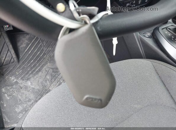 3KPFT4DEXSE019664 2025 KIA K4 Белый Вид панели приборов